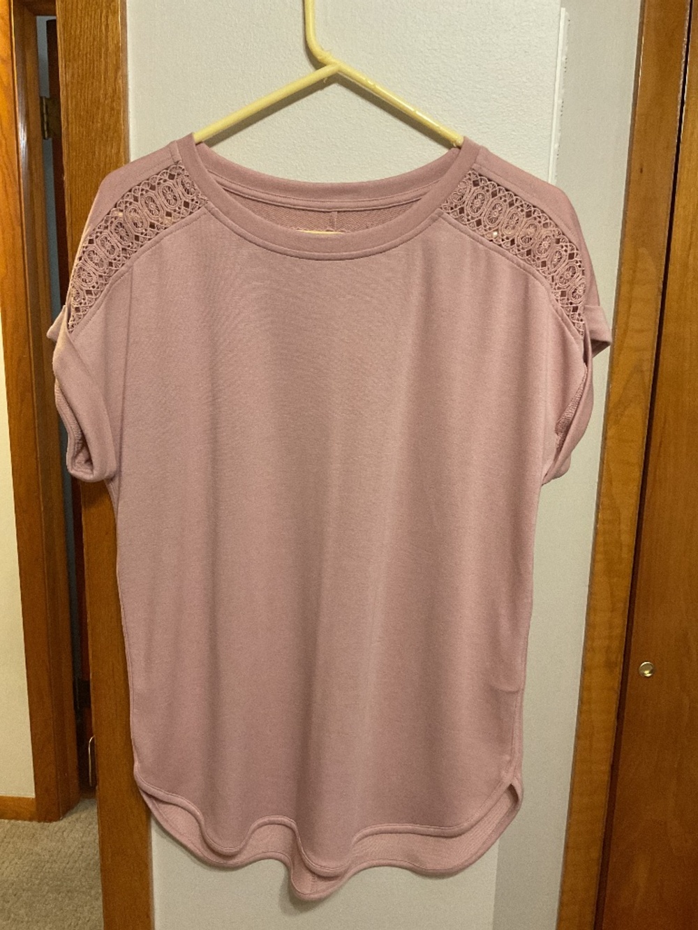 NWOT-Light pink comfy top